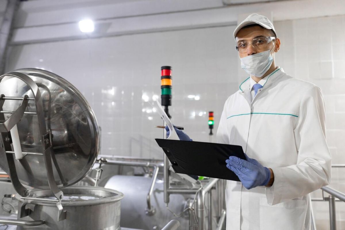 How Wireless Freezer Temperature Monitoring Helps Maintain HACCP Standards